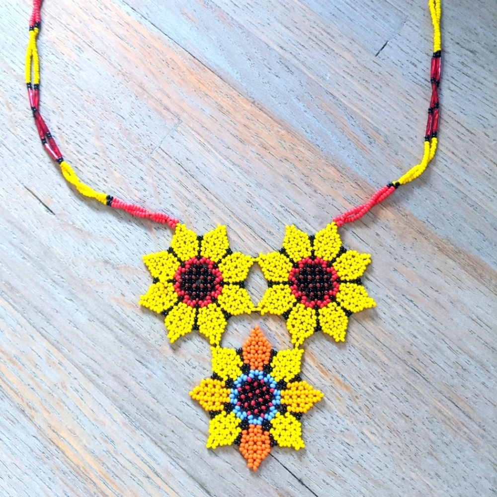 Colombian Necklace NWOT